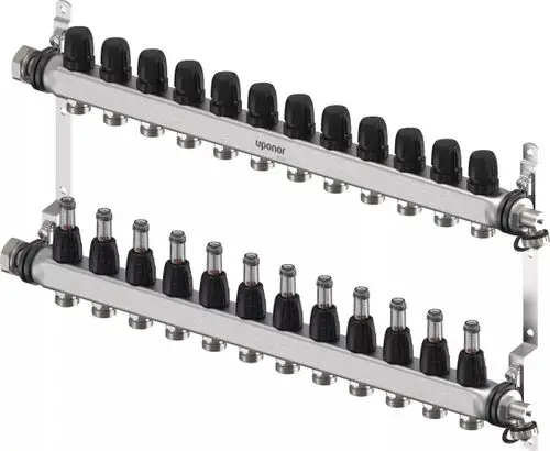 Uponor Verteiler mit mehreren Anschlüssen, bestehend aus zwei horizontalen Reihen, mit schwarzen Ventilen und Metallgehäuse für Heizungsanwendungen.